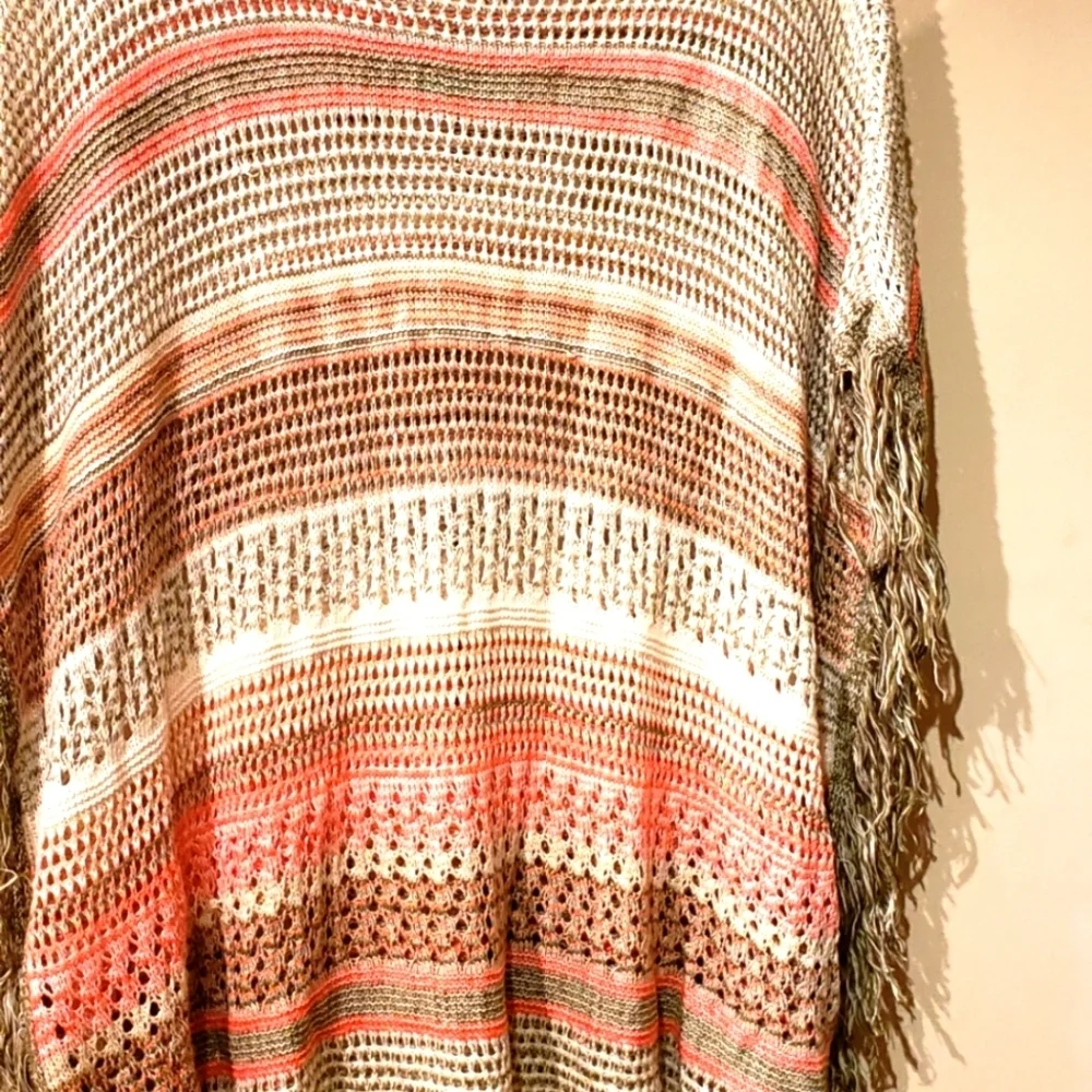 Staylish OPEN STITCH Pullover Poncho - Picture 2 of 7